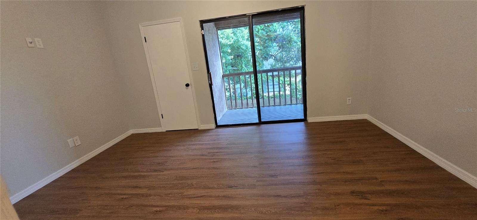Image 11 of 24 For 1834 Foxhall Circle