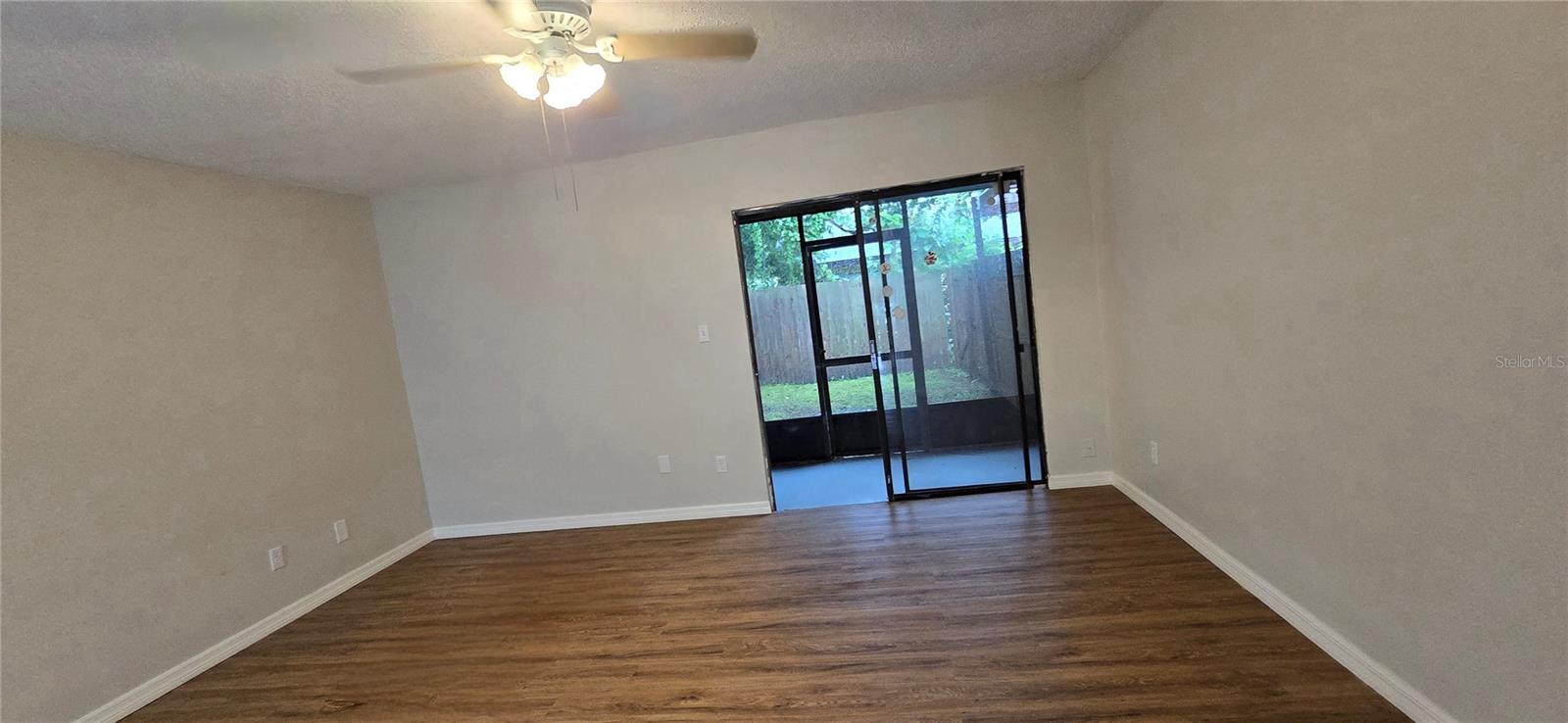 Image 7 of 24 For 1834 Foxhall Circle
