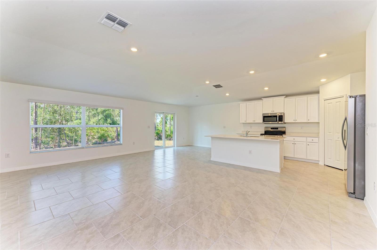 Image 5 of 26 For 1217 Birchcrest Boulevard
