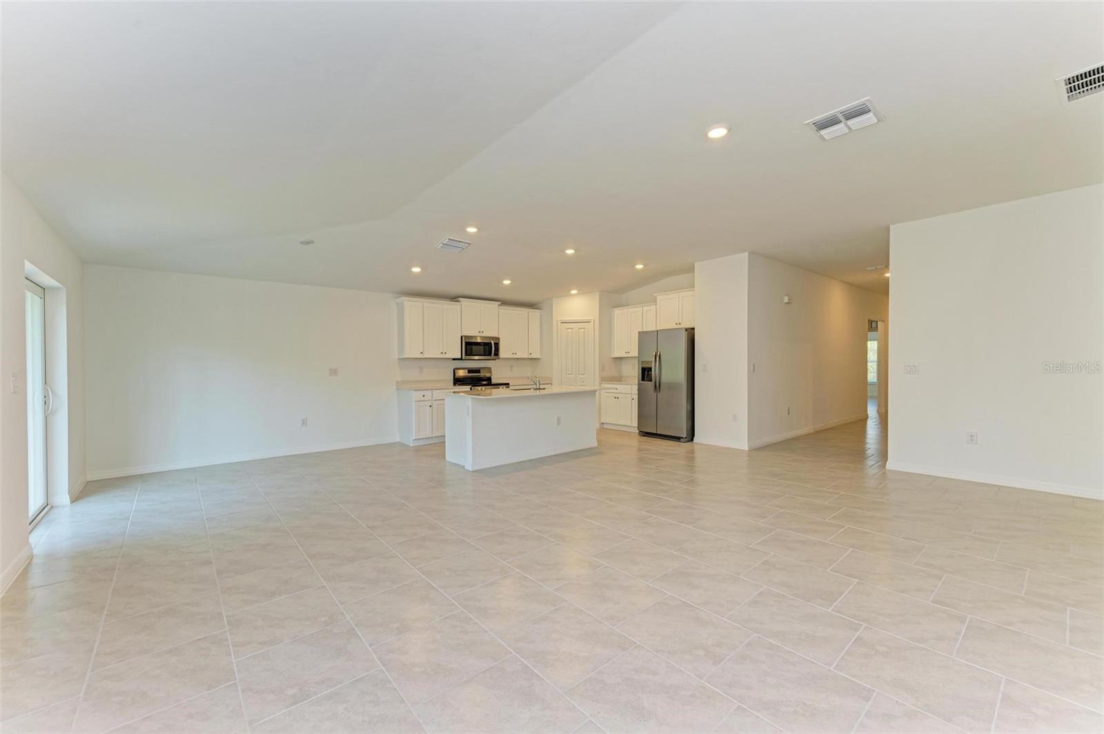 Image 7 of 26 For 1217 Birchcrest Boulevard