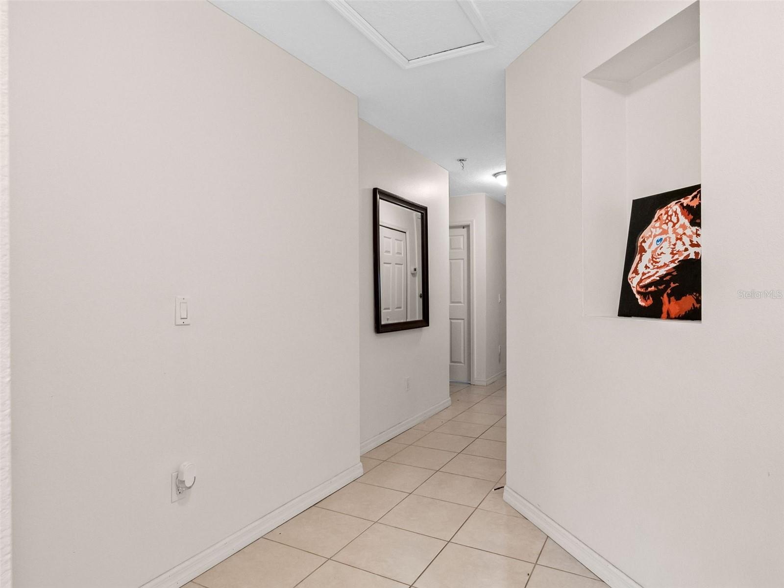 Image 13 of 26 For 107 Royal Crest Court