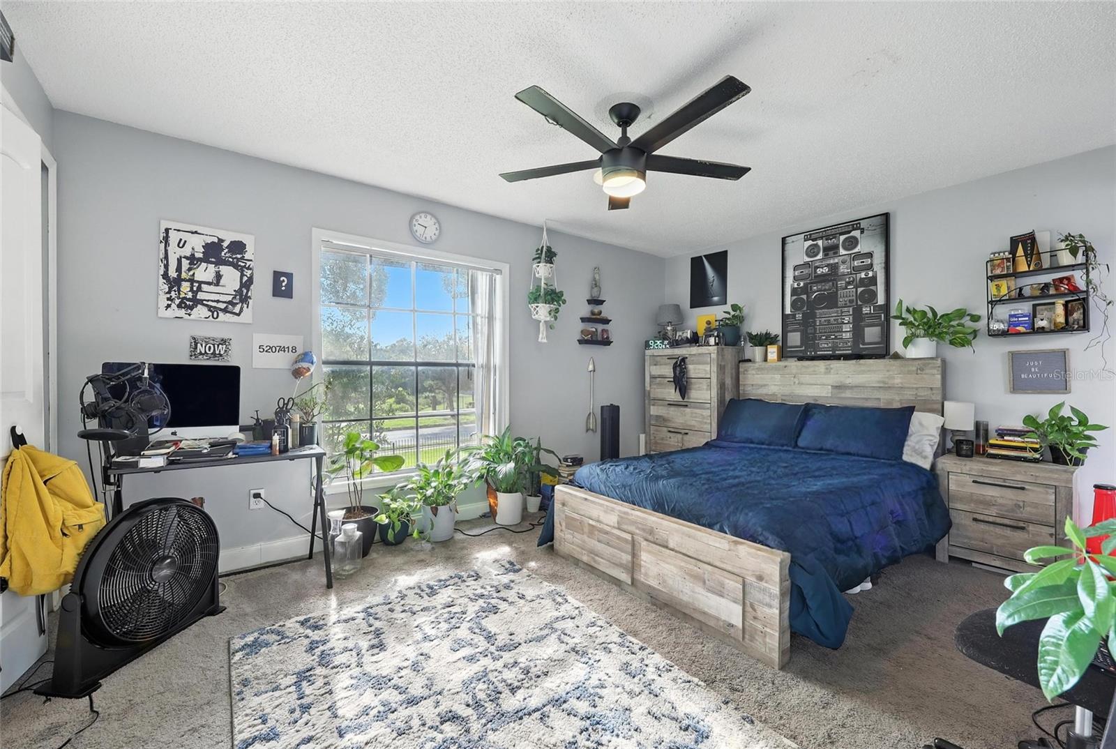 Image 17 of 31 For 7457 Belle River Court 12
