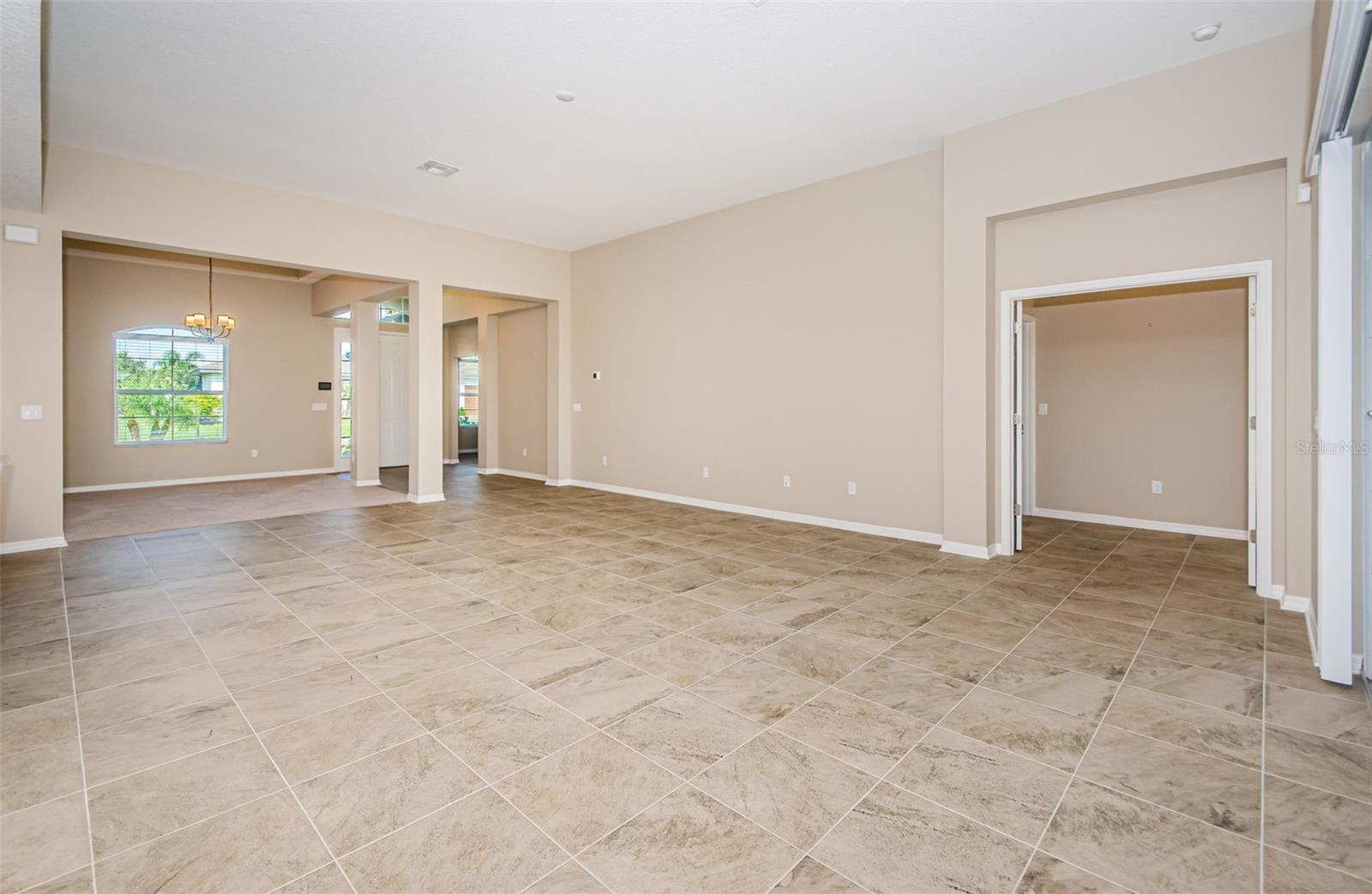 Image 15 of 100 For 33161 Kateland Drive