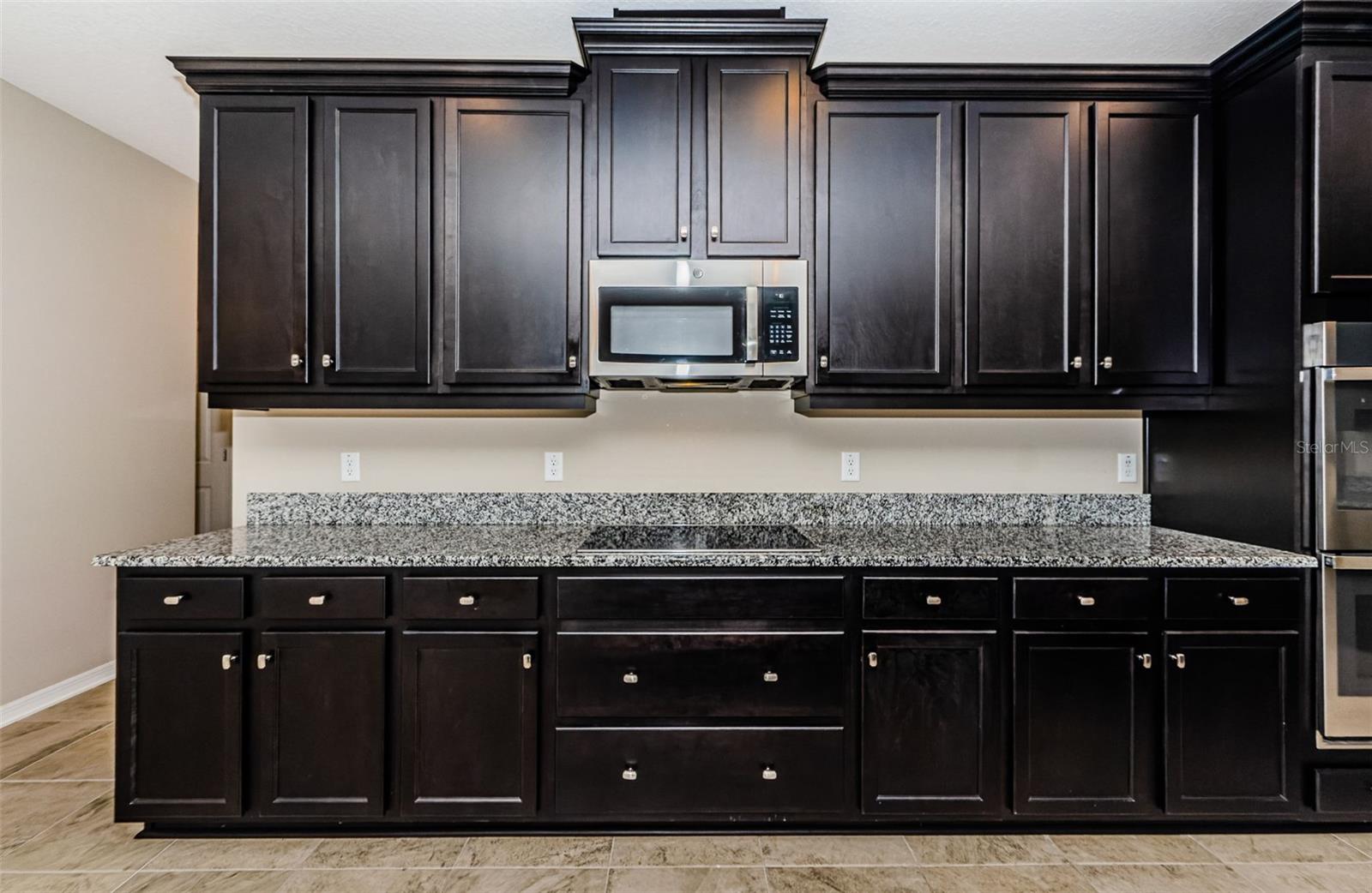 Image 18 of 100 For 33161 Kateland Drive