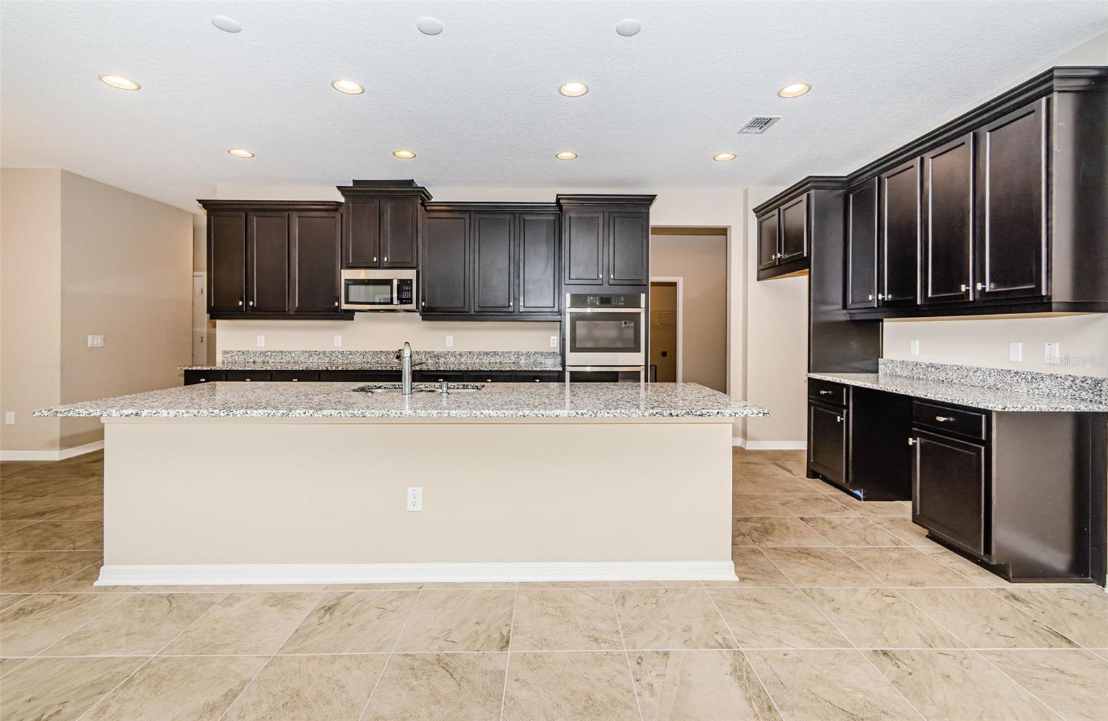Image 23 of 100 For 33161 Kateland Drive