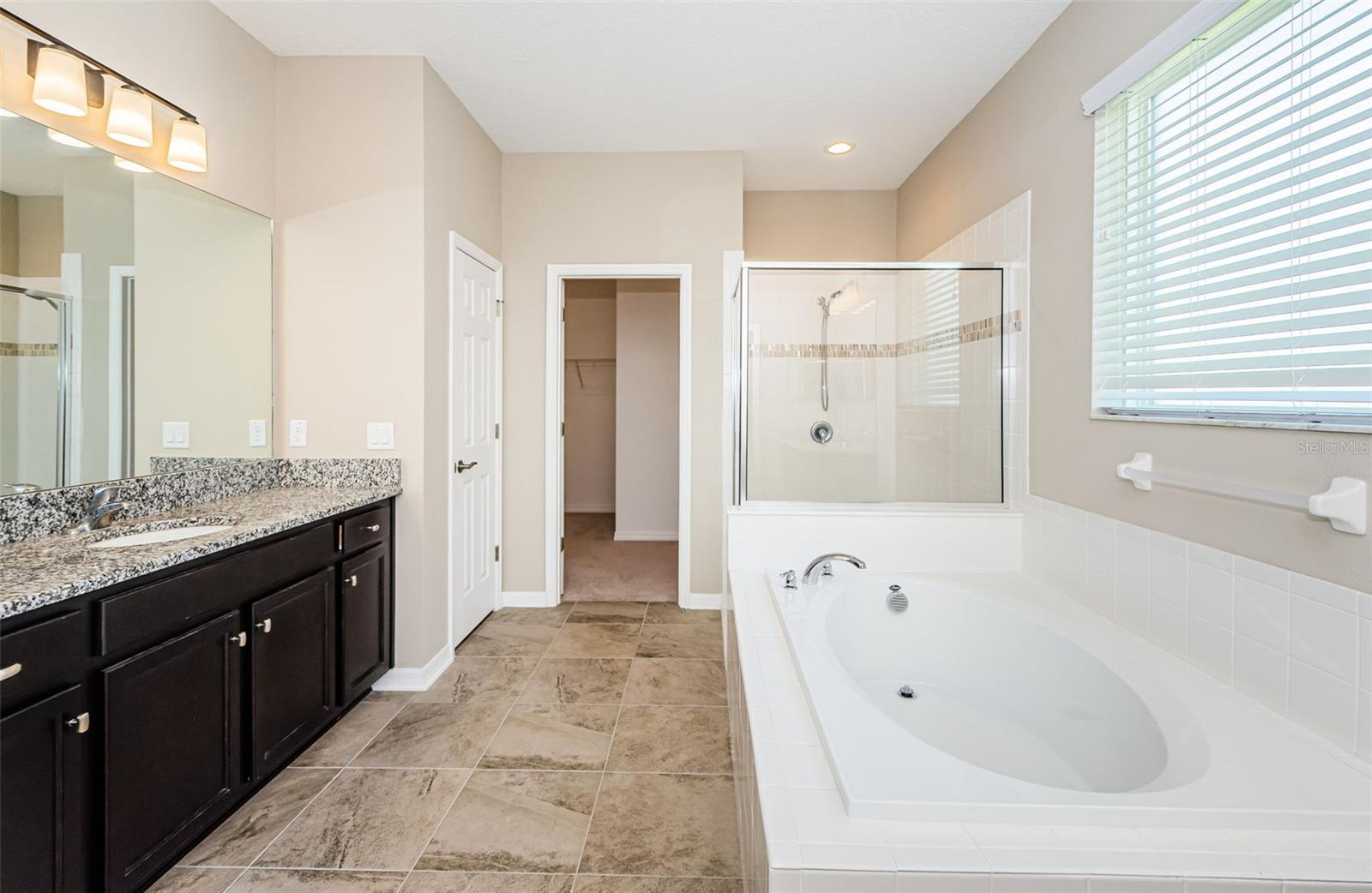 Image 27 of 100 For 33161 Kateland Drive