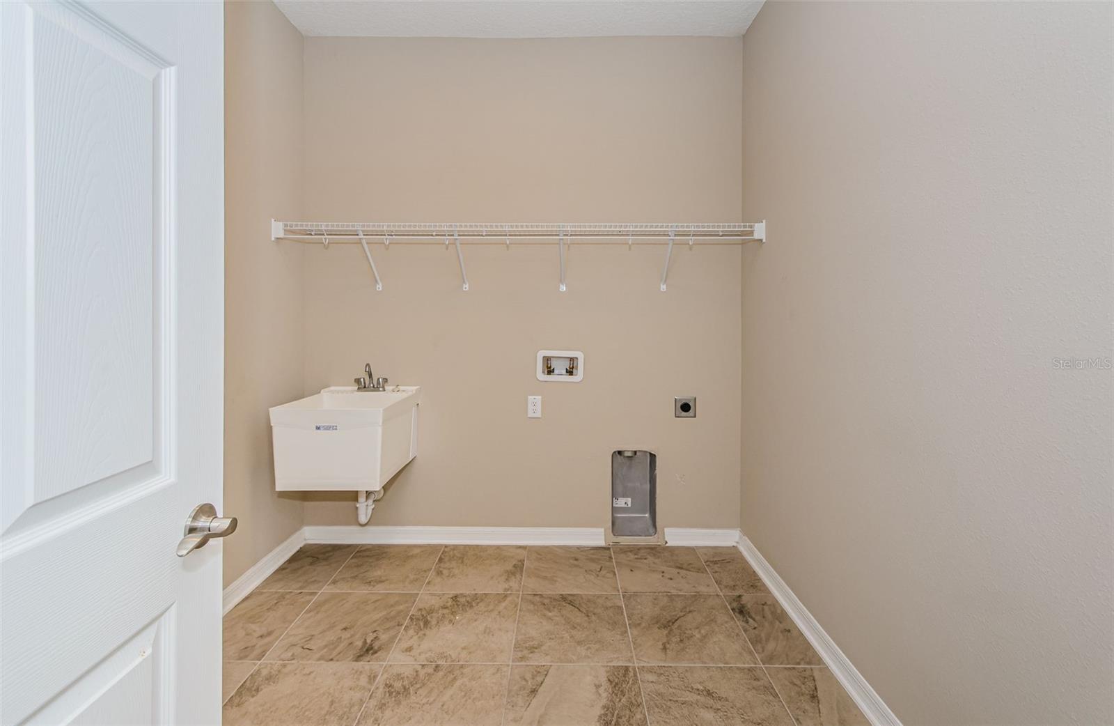 Image 46 of 100 For 33161 Kateland Drive
