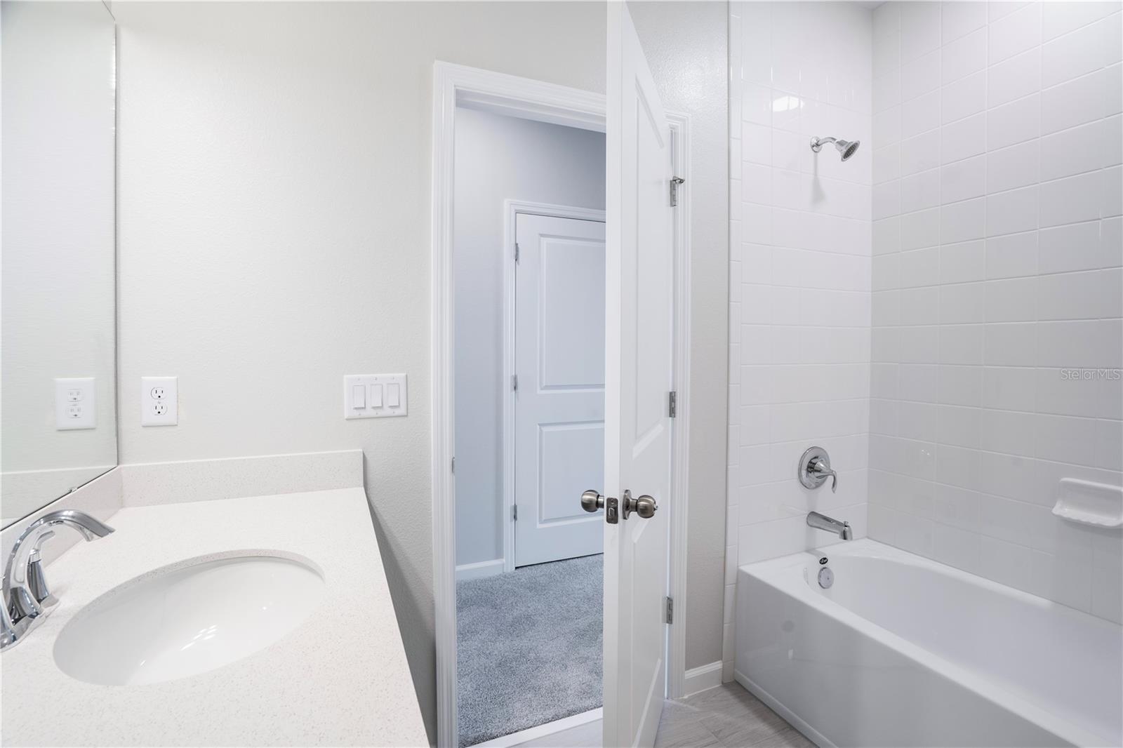 Image 17 of 27 For 628 Pothos Street