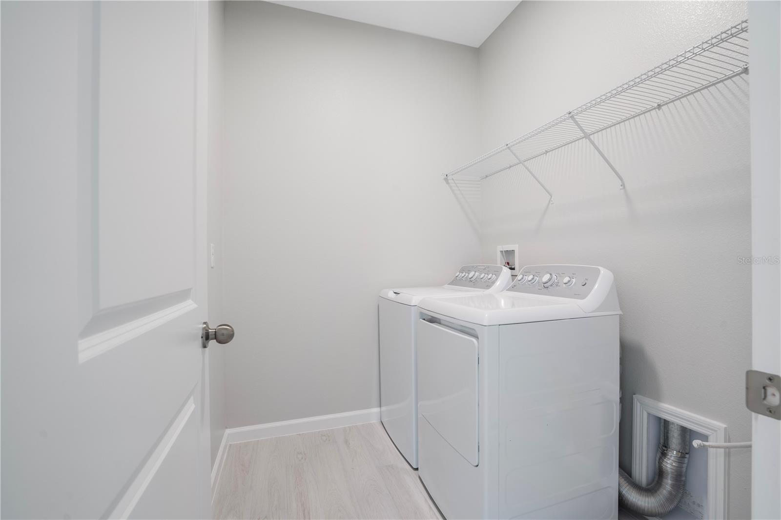 Image 5 of 27 For 628 Pothos Street