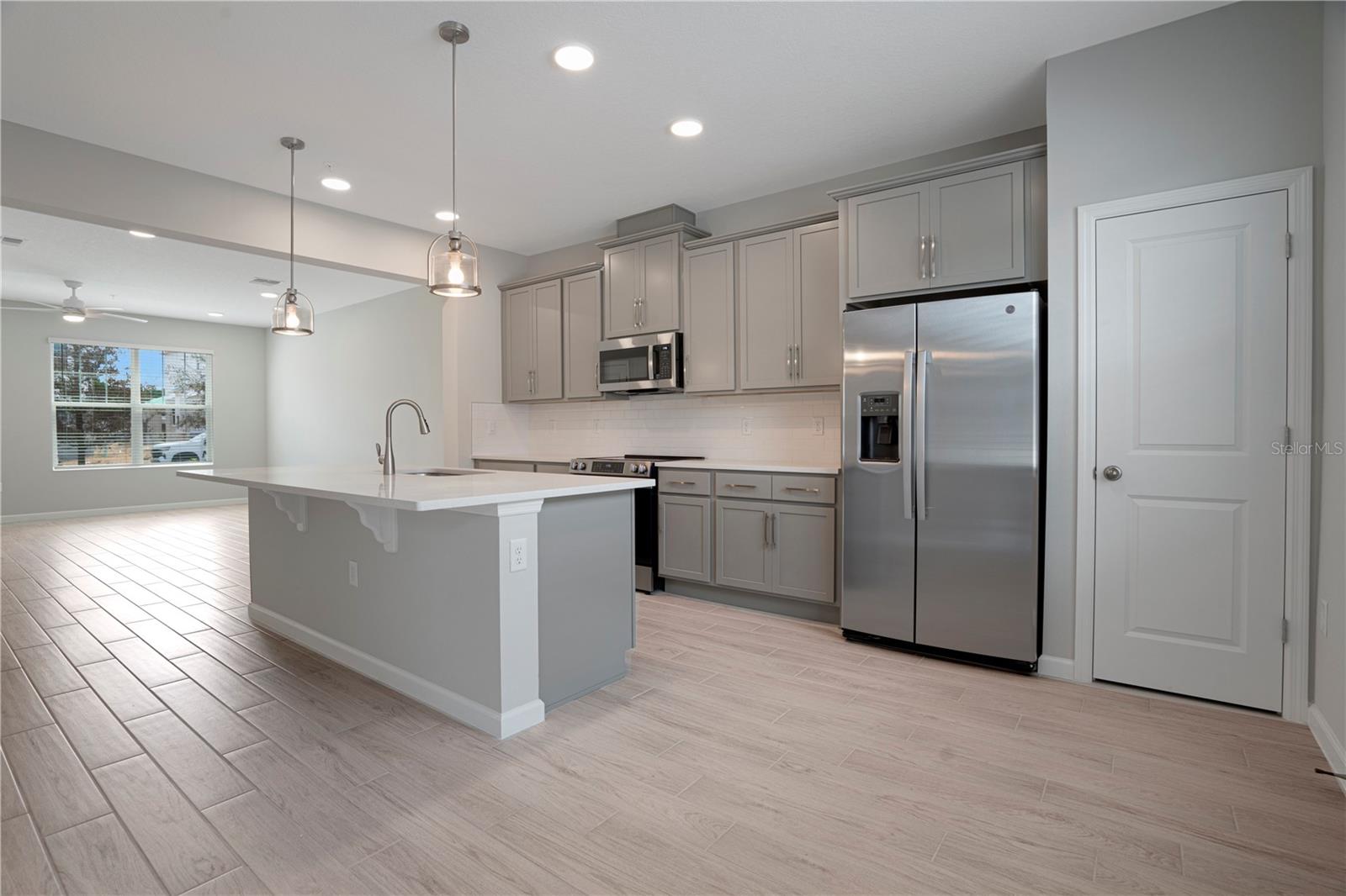 Image 7 of 27 For 628 Pothos Street