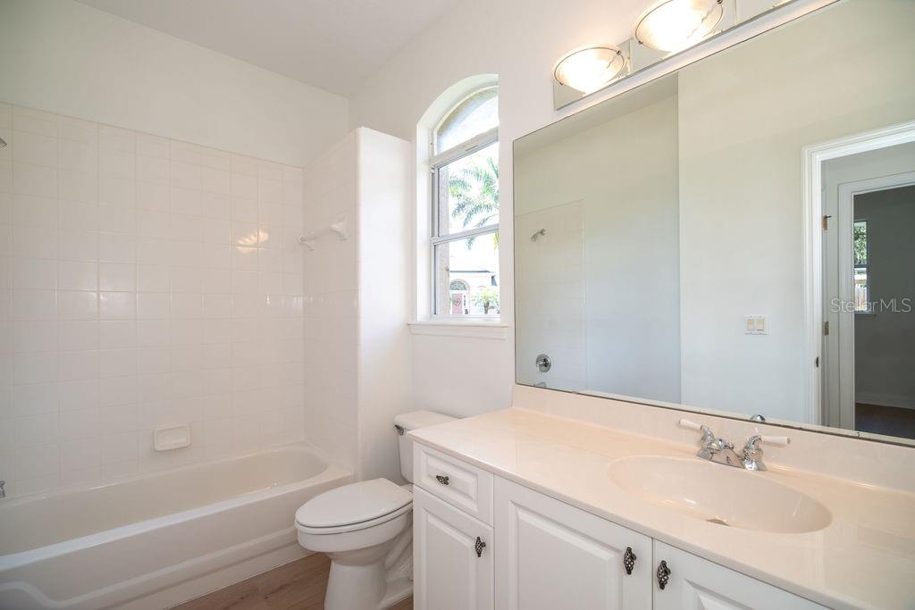Image 11 of 42 For 2634 Ultra Vista Drive