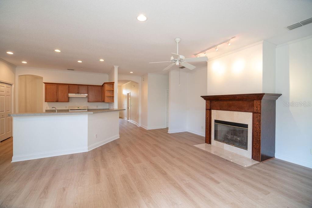 Image 17 of 42 For 2634 Ultra Vista Drive