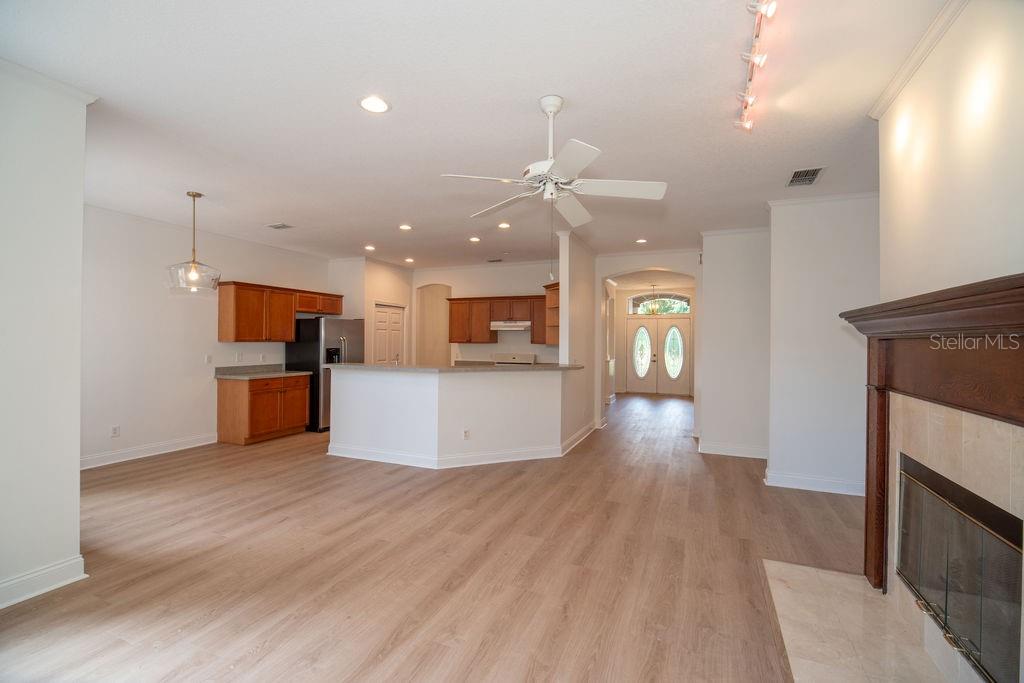 Image 18 of 42 For 2634 Ultra Vista Drive