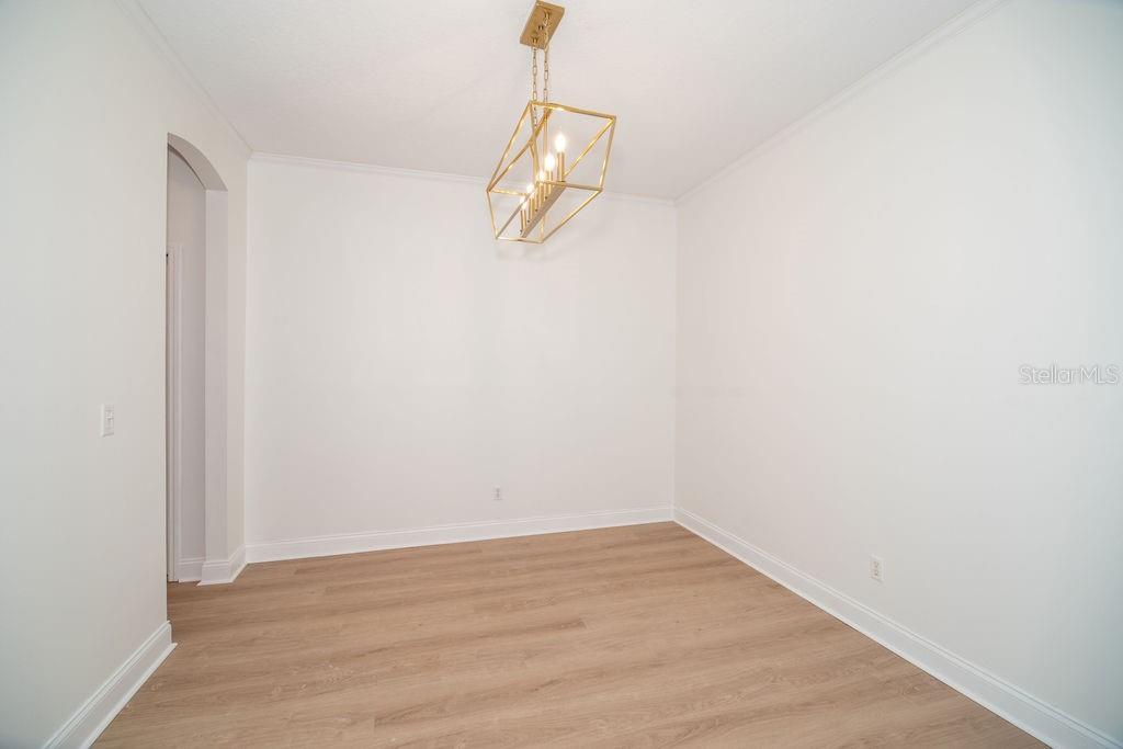 Image 7 of 42 For 2634 Ultra Vista Drive