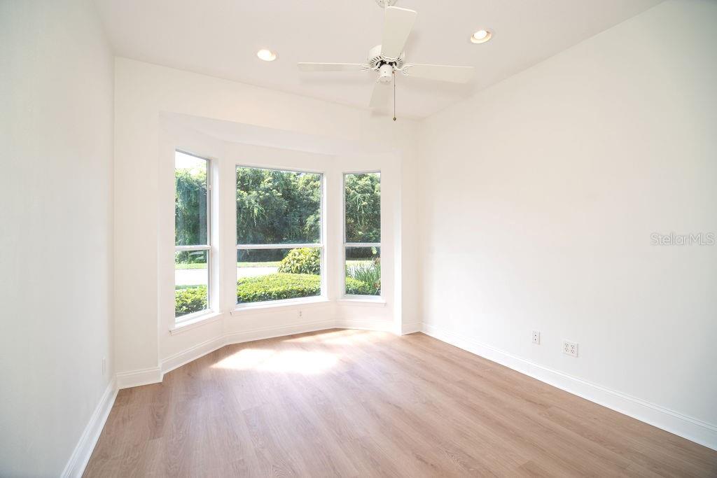 Image 8 of 42 For 2634 Ultra Vista Drive