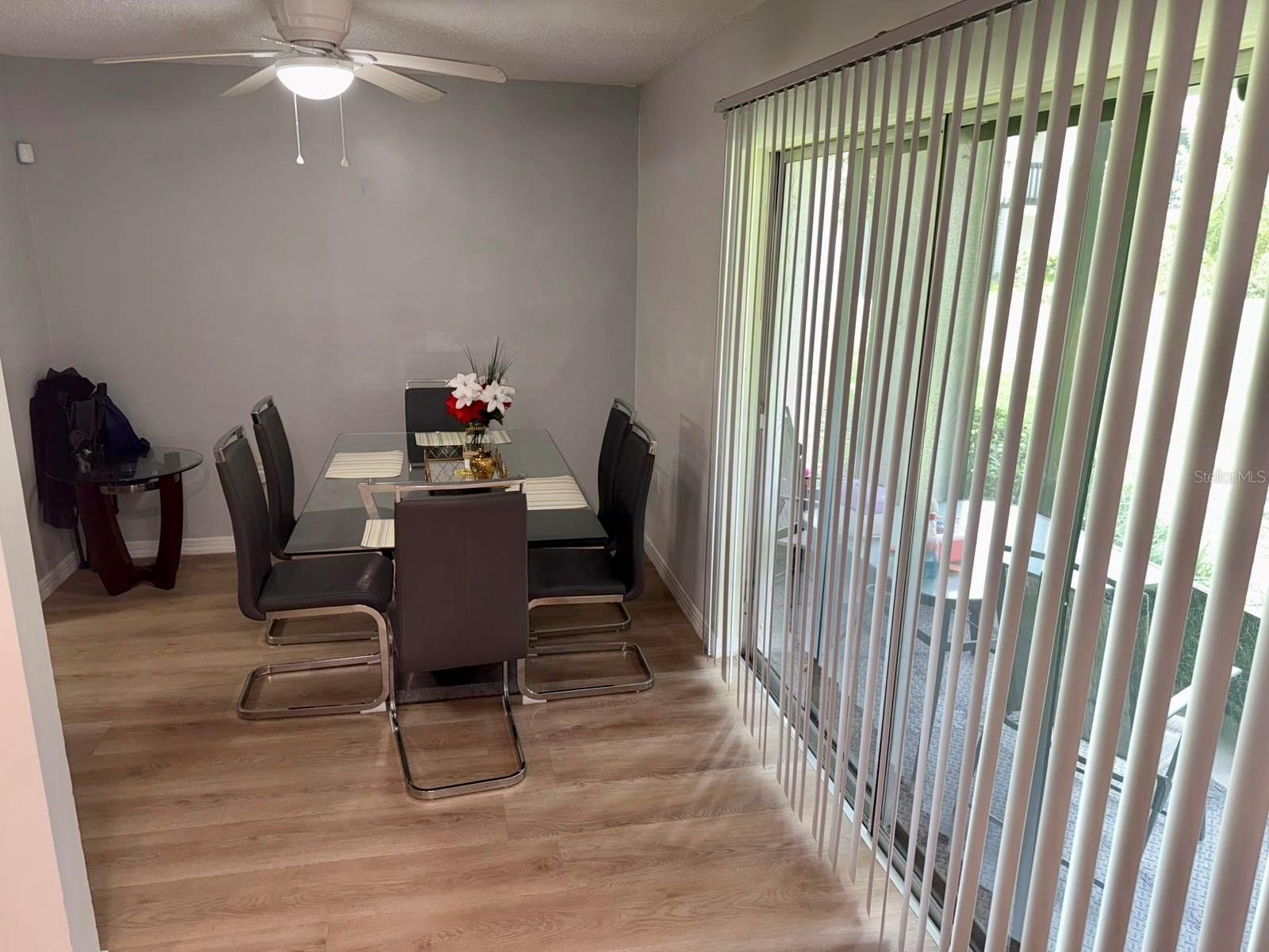 Image 5 of 9 For 4415 Semoran Boulevard 2