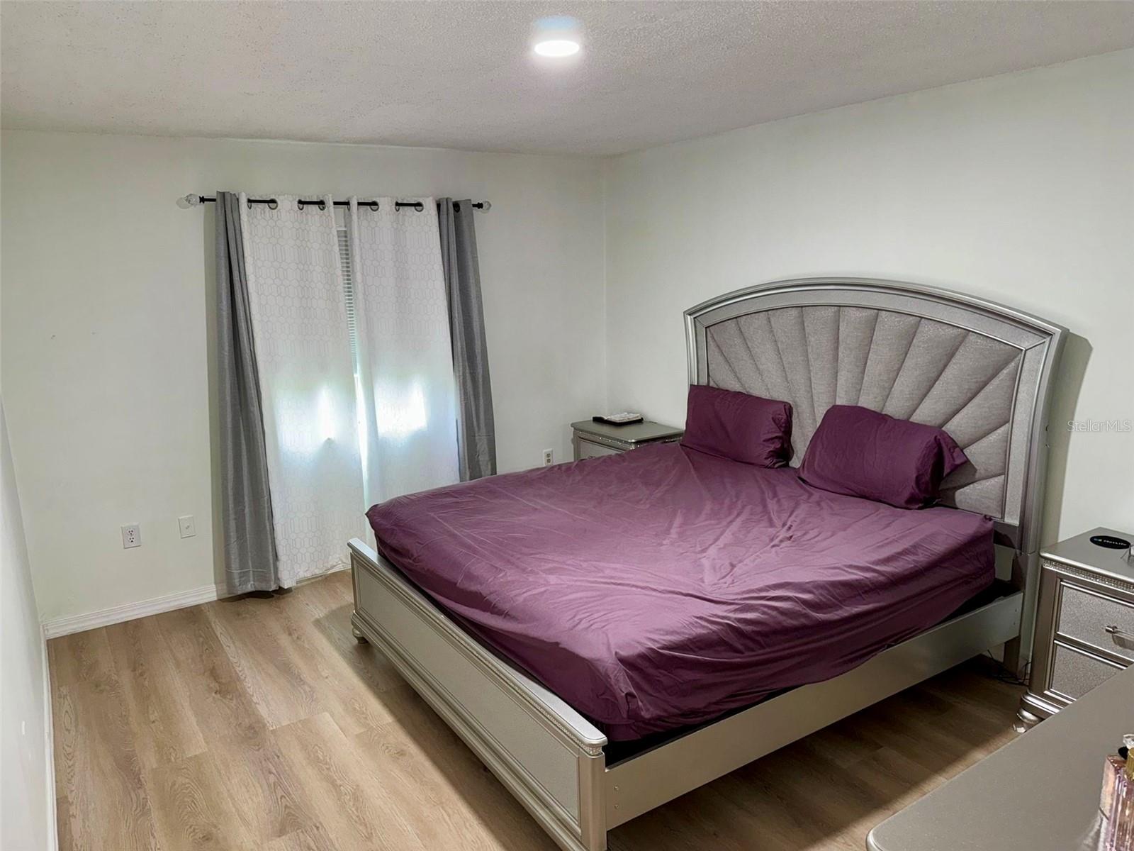 Image 7 of 9 For 4415 Semoran Boulevard 2