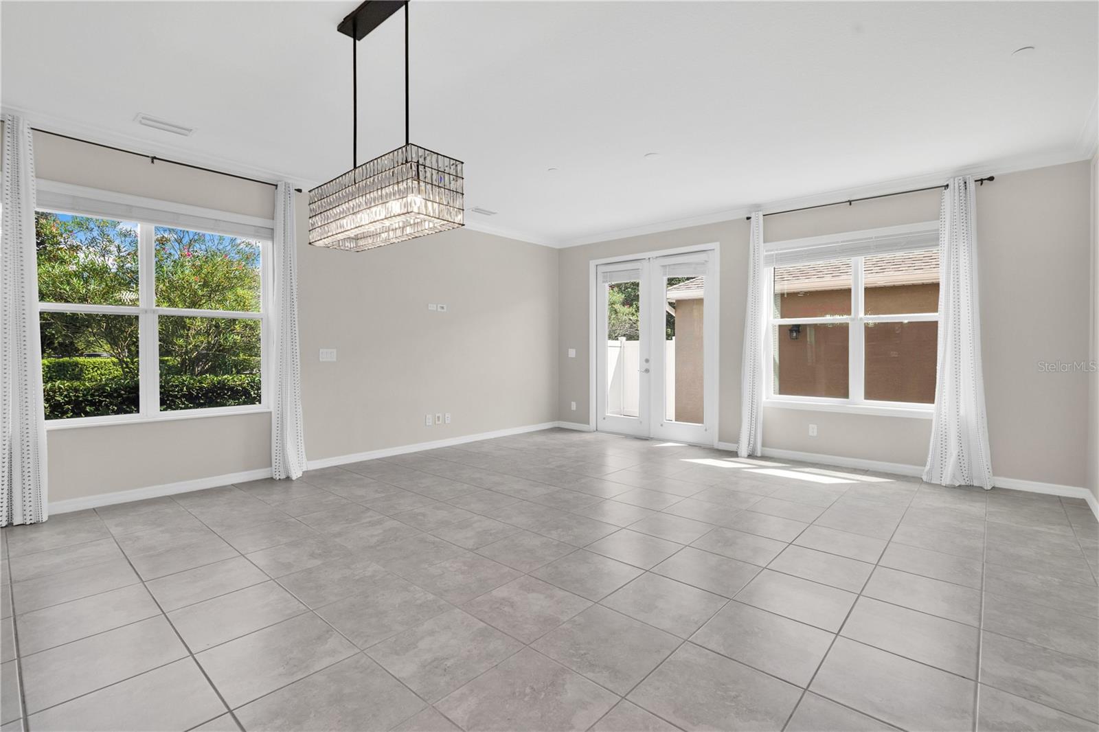 Image 10 of 37 For 10316 Spring Arbor Lane