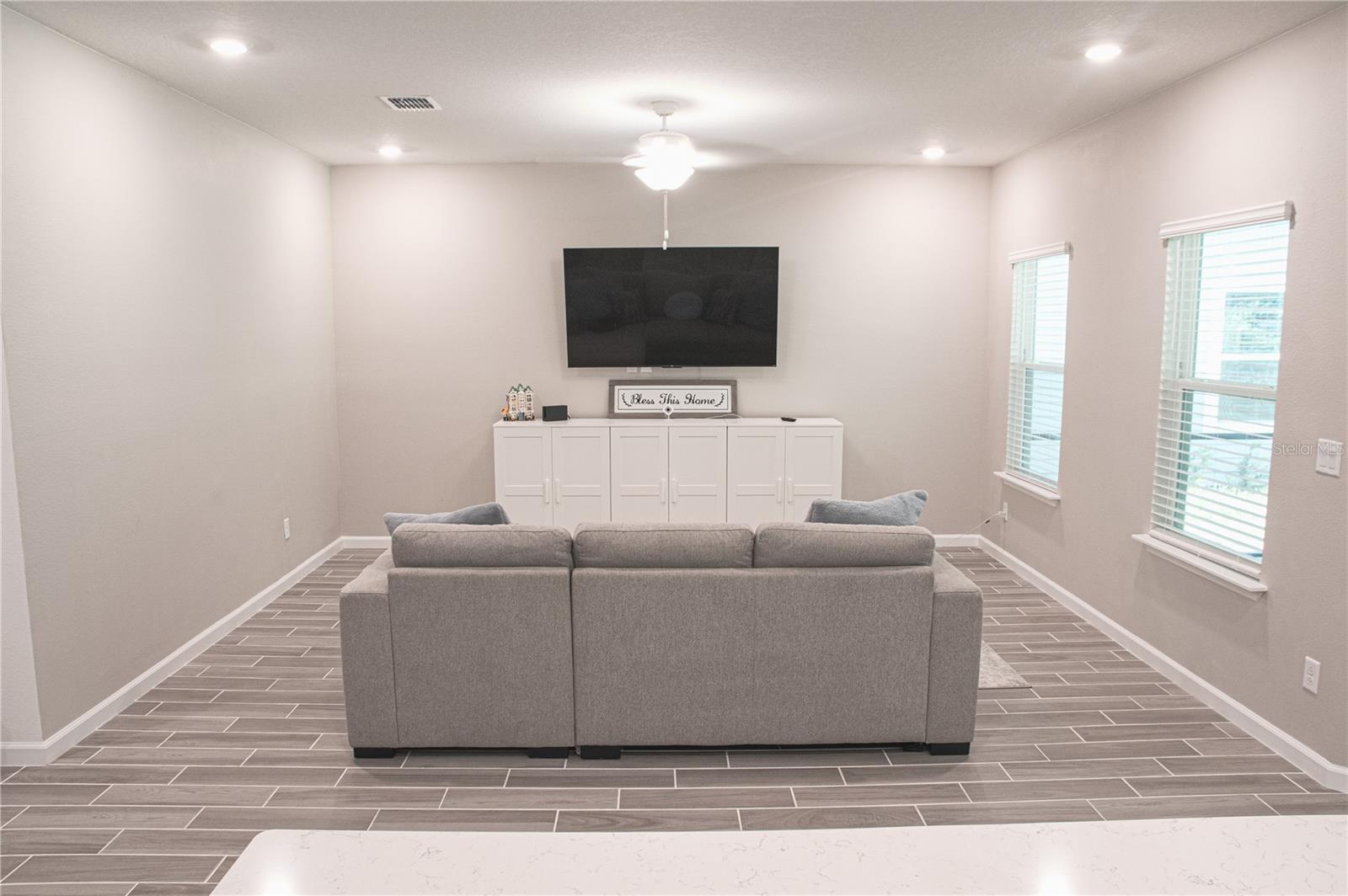 Image 5 of 26 For 2258 89th Way