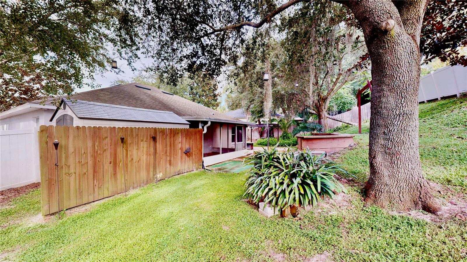 Image 14 of 48 For 1307 Rain Forest Lane