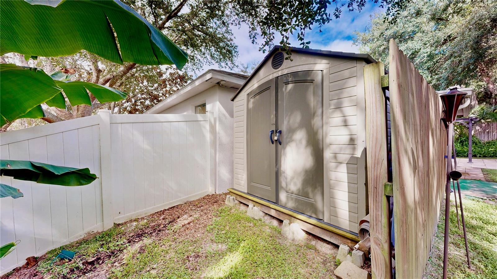 Image 18 of 48 For 1307 Rain Forest Lane