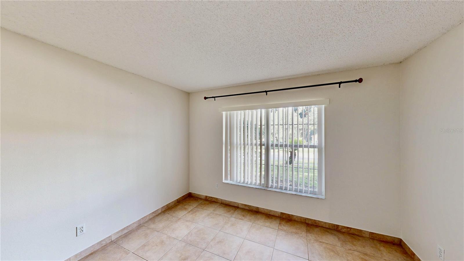 Image 22 of 48 For 1307 Rain Forest Lane