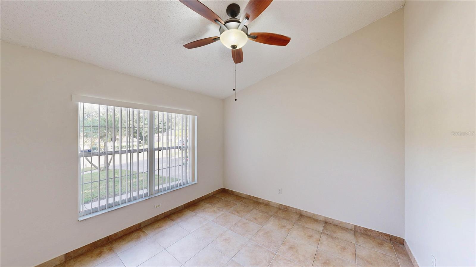 Image 23 of 48 For 1307 Rain Forest Lane