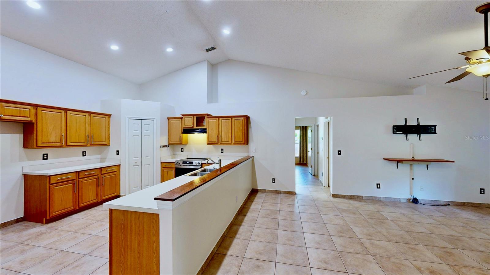 Image 26 of 48 For 1307 Rain Forest Lane