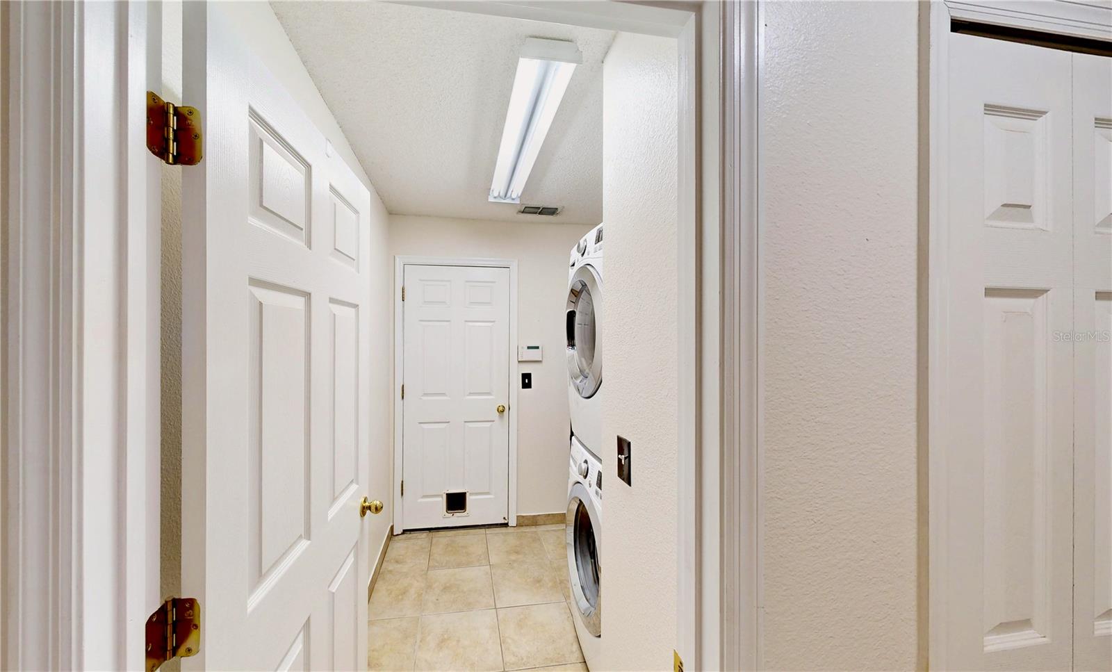 Image 39 of 48 For 1307 Rain Forest Lane