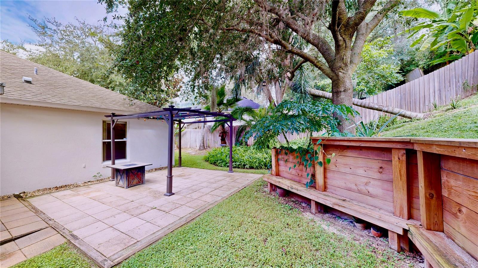 Image 44 of 48 For 1307 Rain Forest Lane