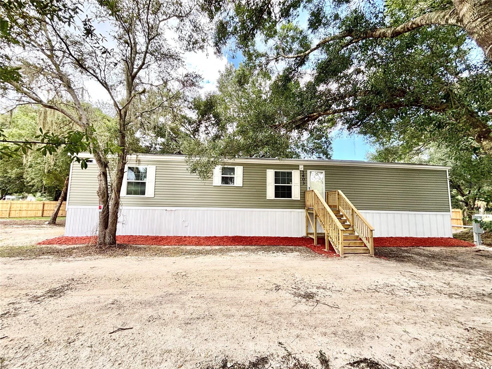 Details for 1603 Horseshoe Loop, MOORE HAVEN, FL 33471