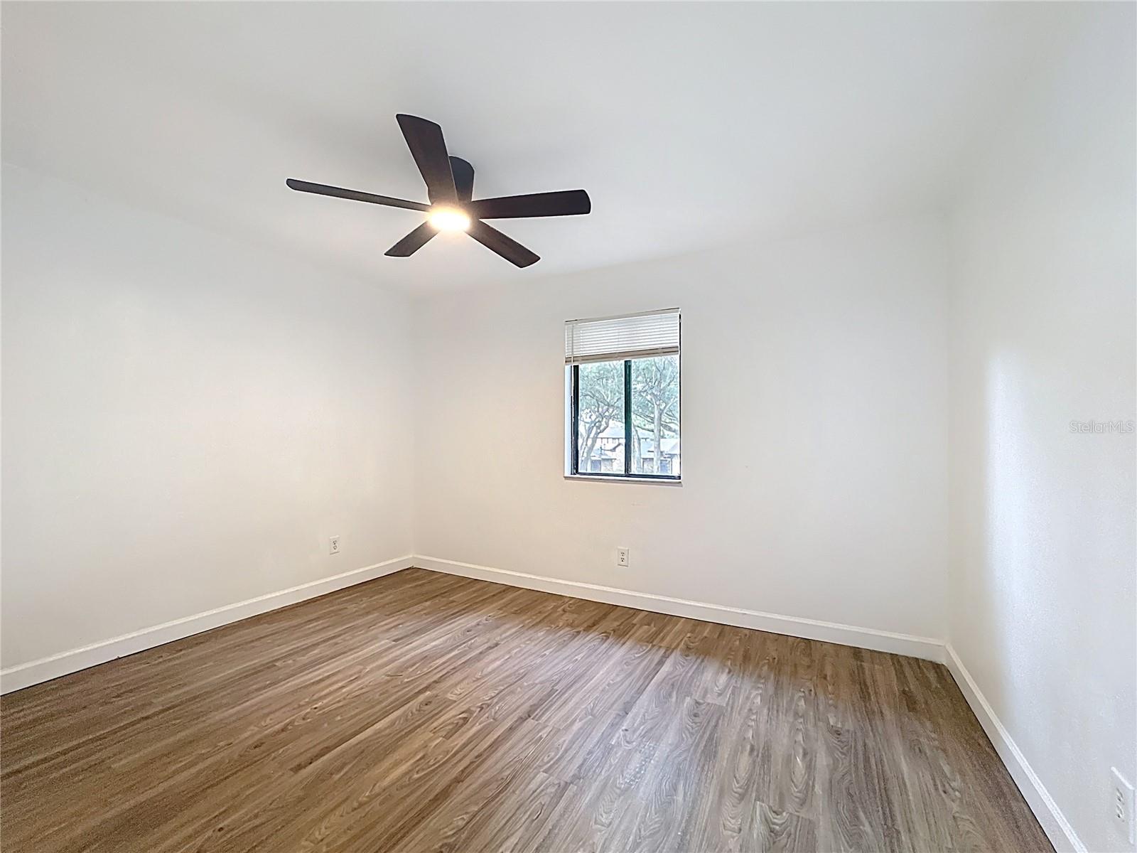 Image 13 of 24 For 1736 Foxhall Circle 604