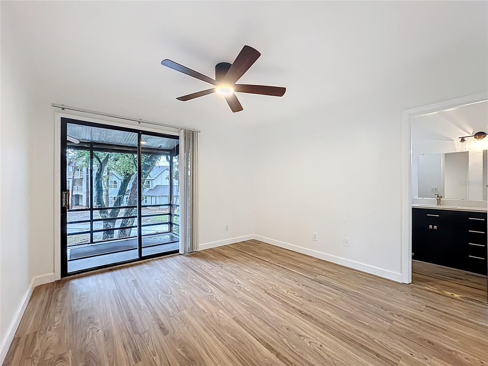 Image 17 of 24 For 1736 Foxhall Circle 604