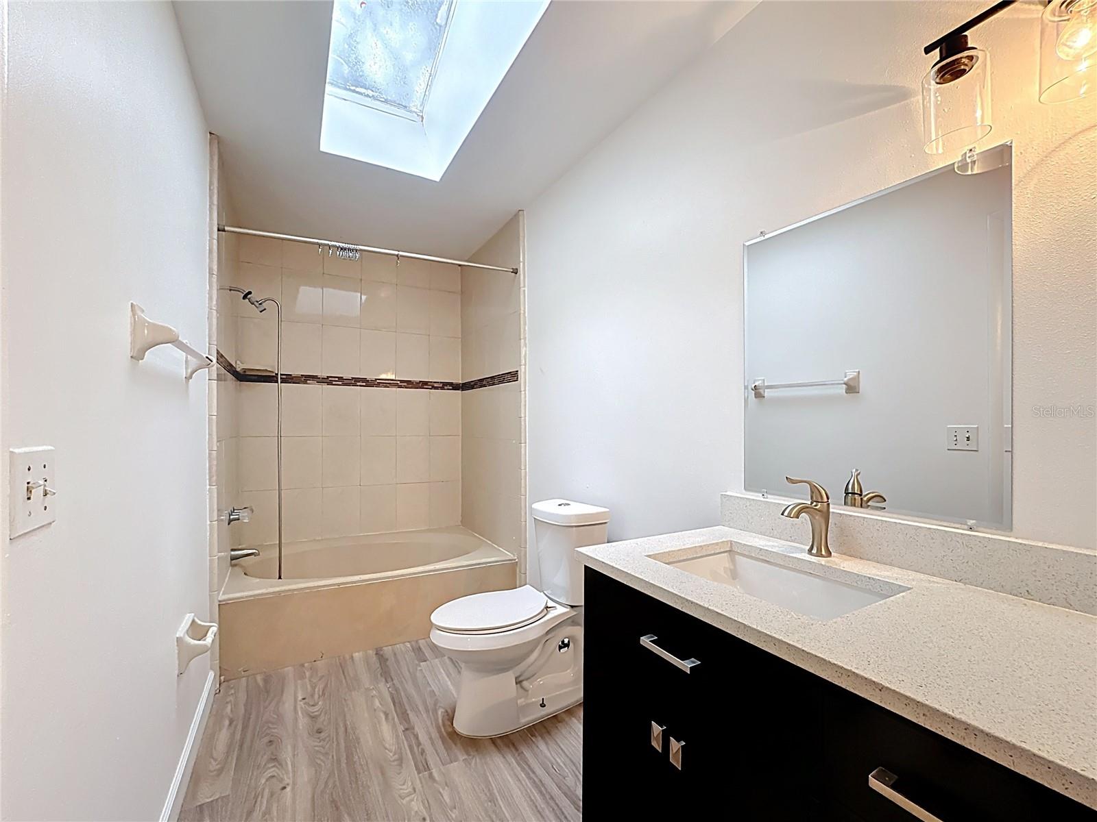 Image 20 of 24 For 1736 Foxhall Circle 604