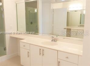 Image 18 of 45 For 10700 Nw 66th Street 306