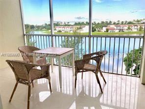 Image 22 of 45 For 10700 Nw 66th Street 306