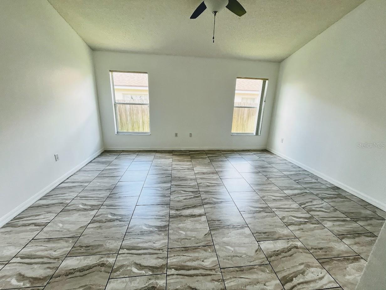 Image 13 of 21 For 246 Queen Mary Drive