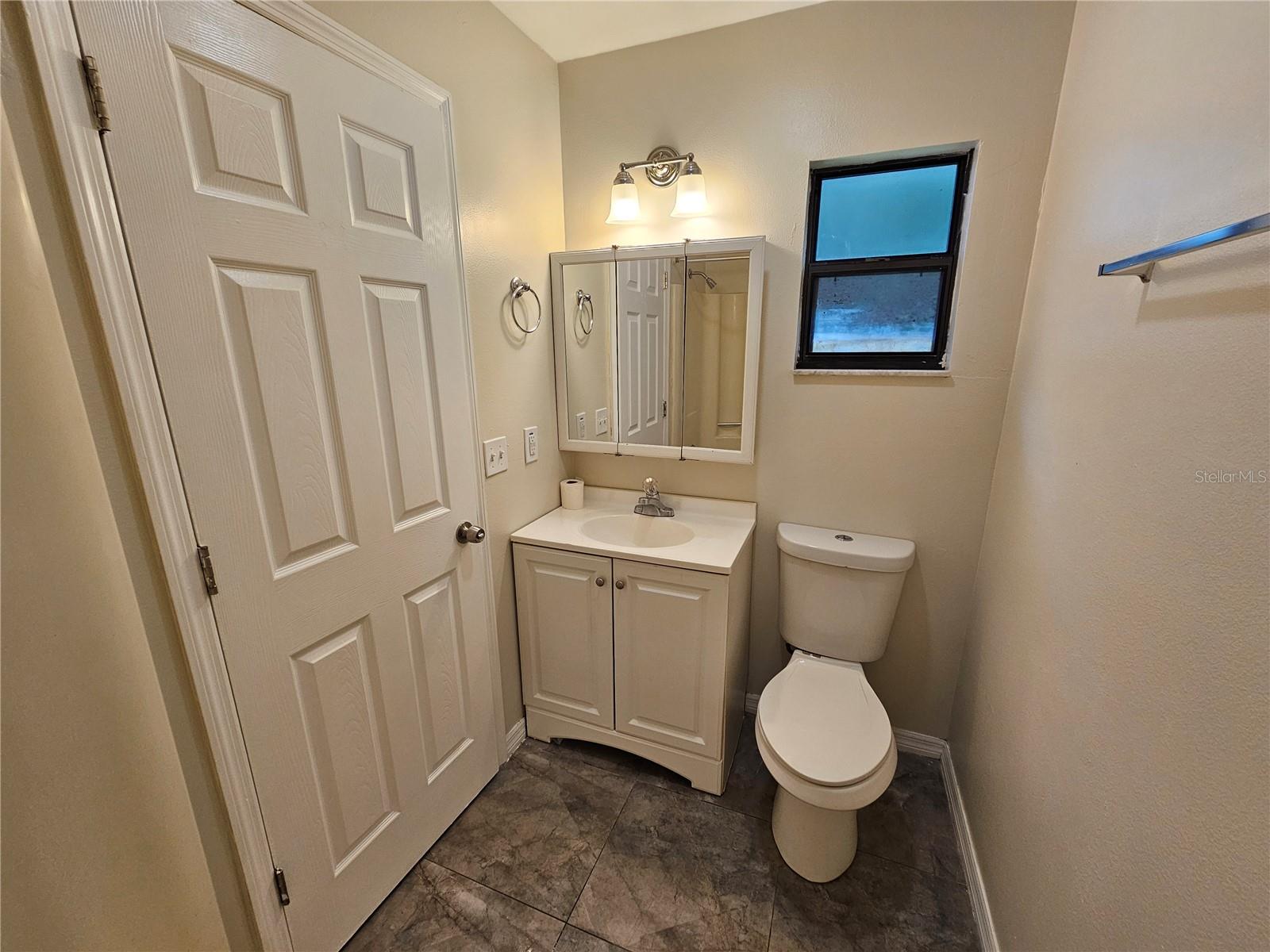 Image 8 of 13 For 314 E Fletcher Street