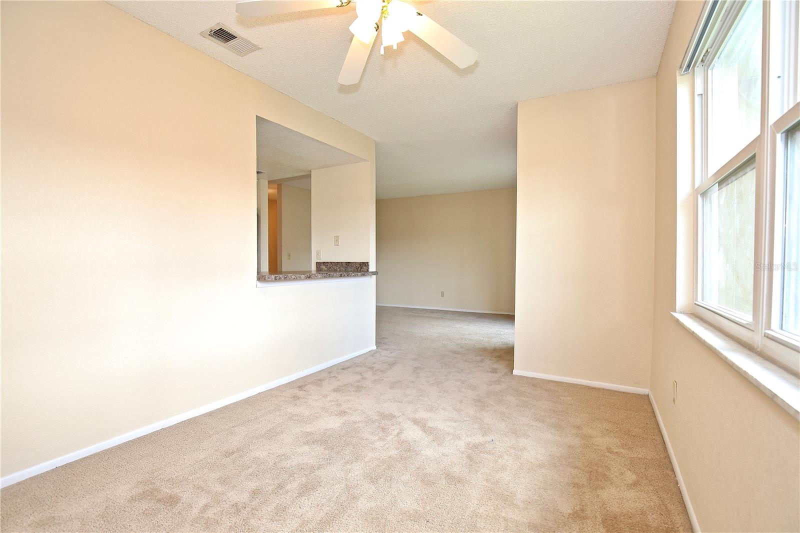 Image 12 of 20 For 9942 Turf Way 8