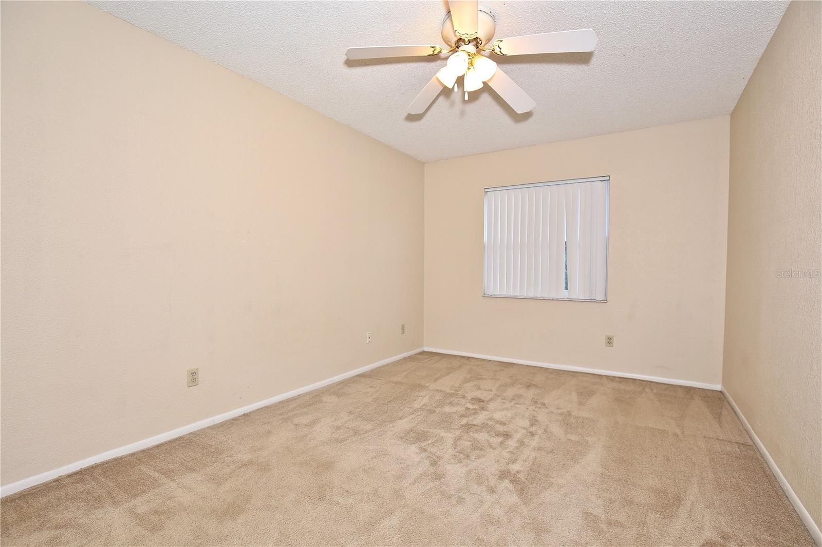 Image 16 of 20 For 9942 Turf Way 8