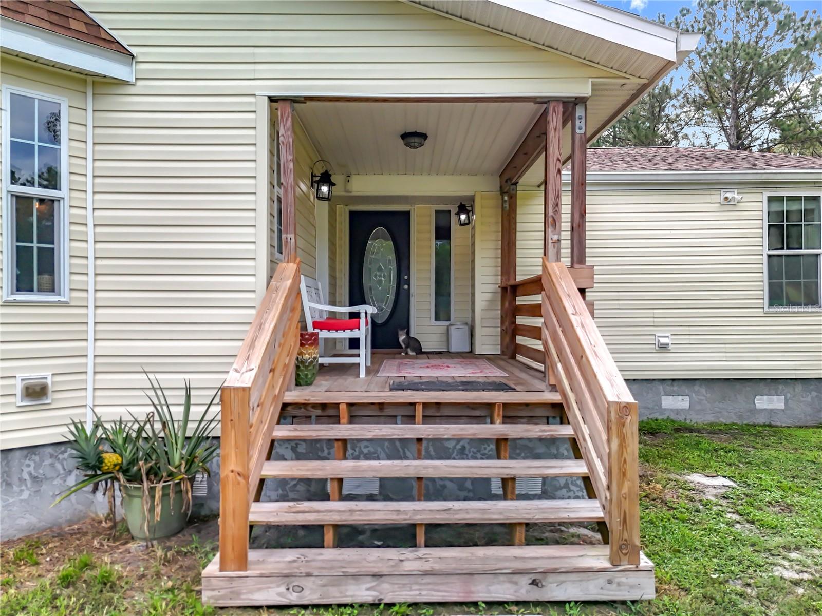 Image 13 of 100 For 21320 Paradise Way