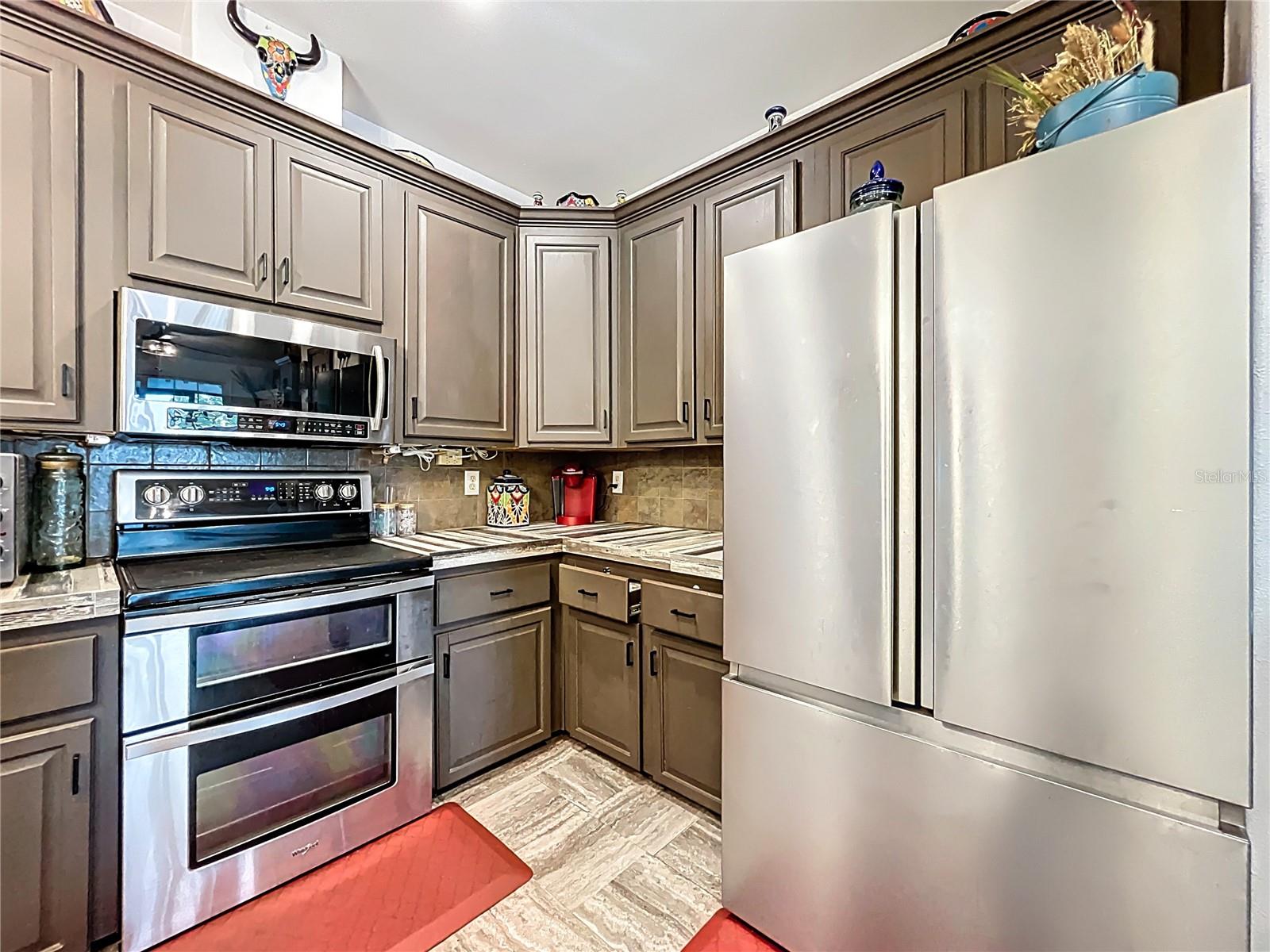 Image 33 of 100 For 21320 Paradise Way
