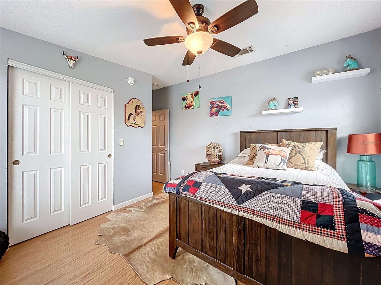 Image 57 of 100 For 21320 Paradise Way
