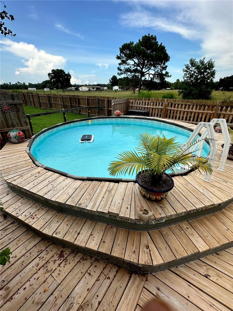 Image 70 of 100 For 21320 Paradise Way