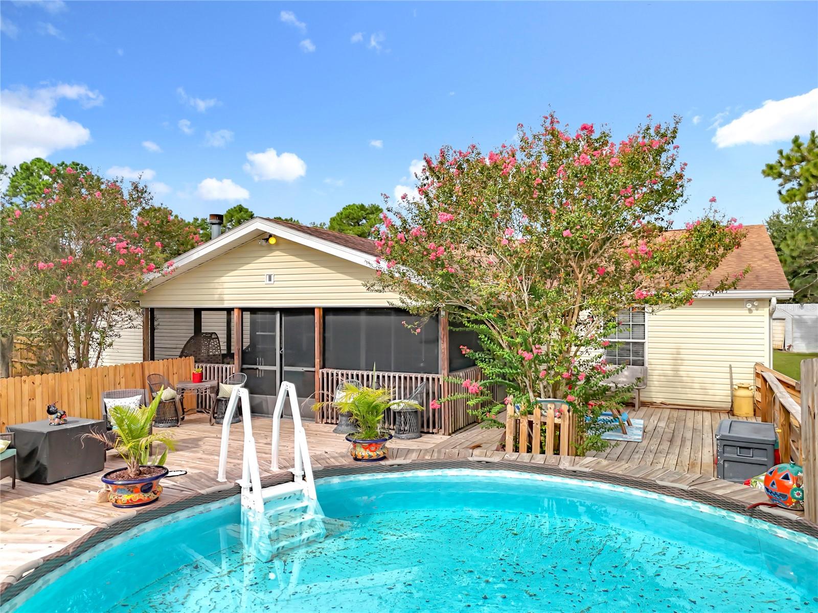 Image 72 of 100 For 21320 Paradise Way