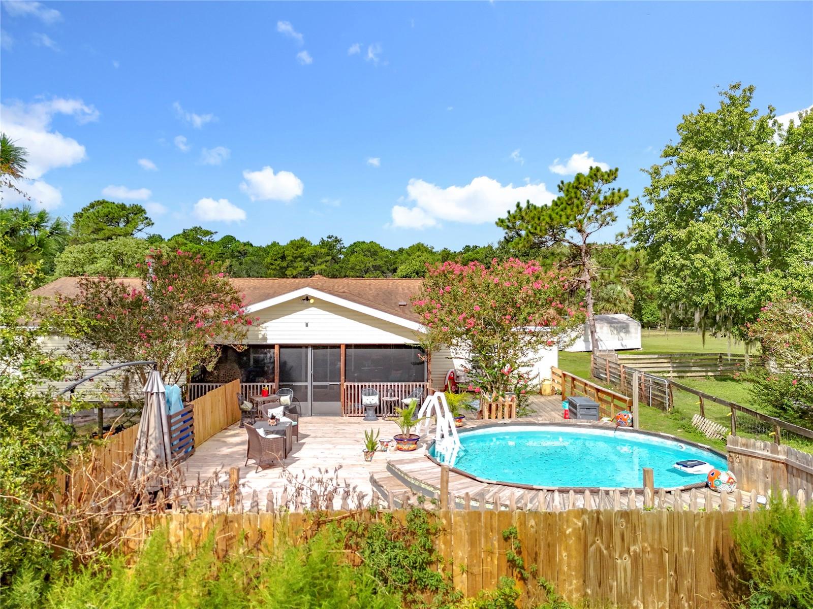 Image 73 of 100 For 21320 Paradise Way