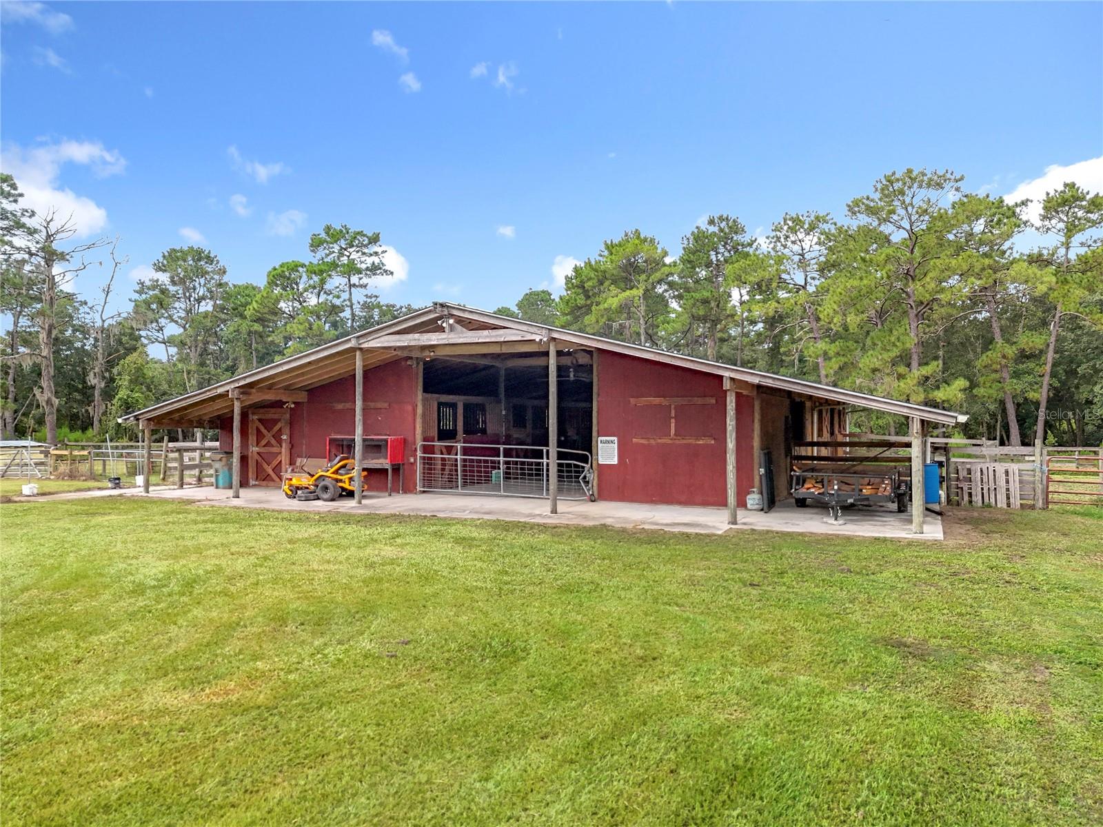 Image 78 of 100 For 21320 Paradise Way