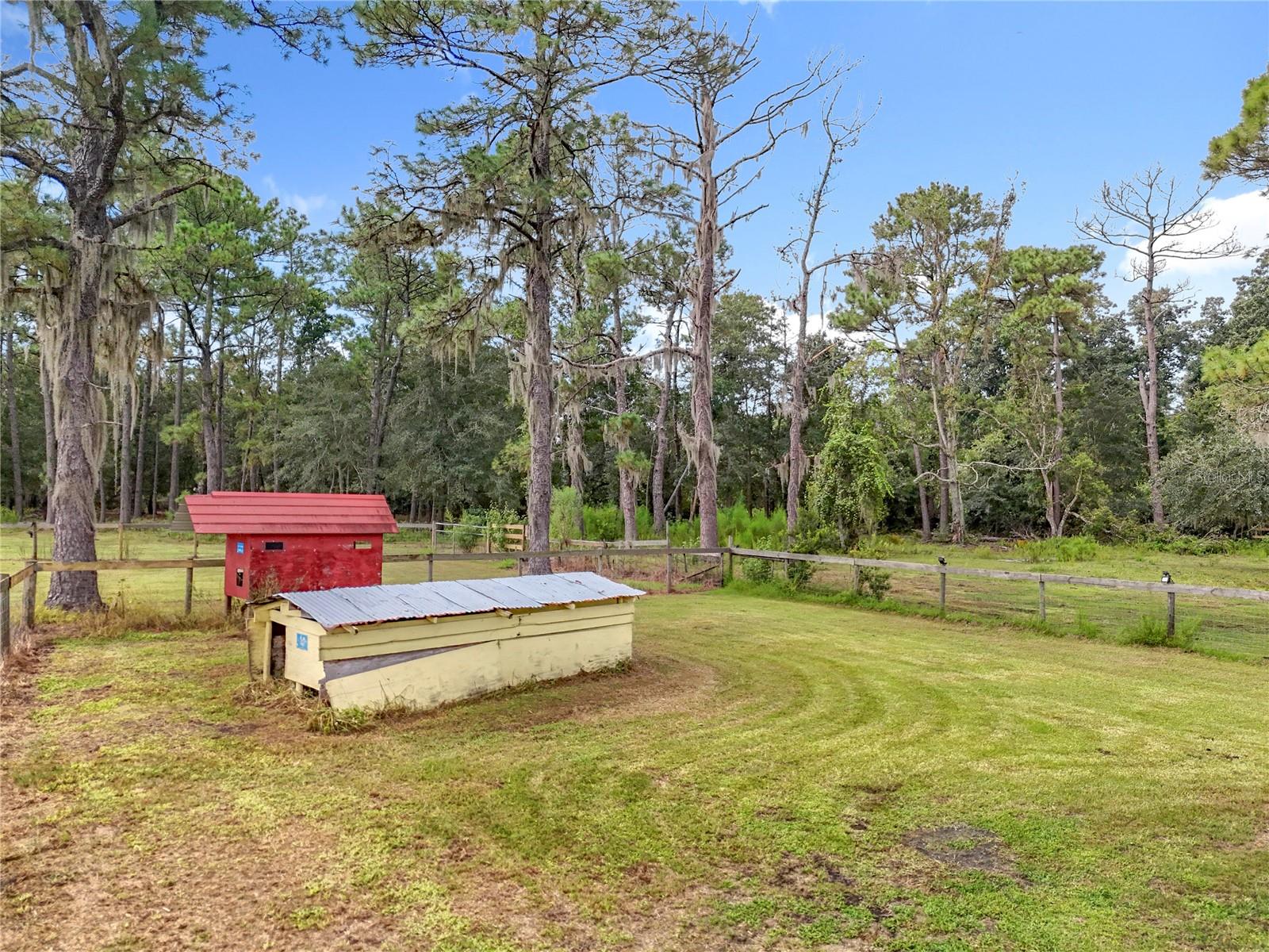 Image 88 of 100 For 21320 Paradise Way