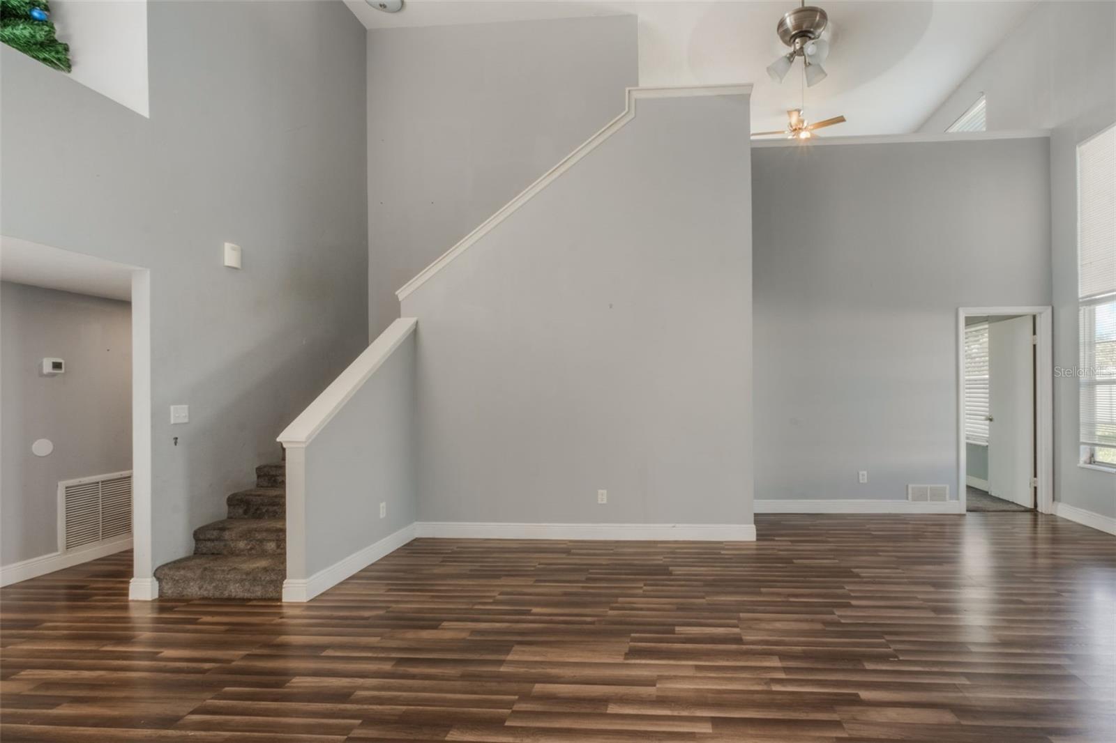 Image 11 of 33 For 1424 Franconia Avenue