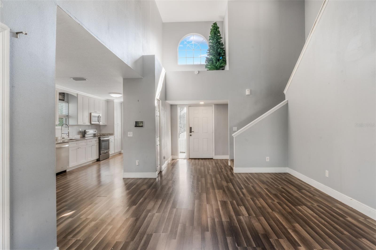 Image 6 of 33 For 1424 Franconia Avenue